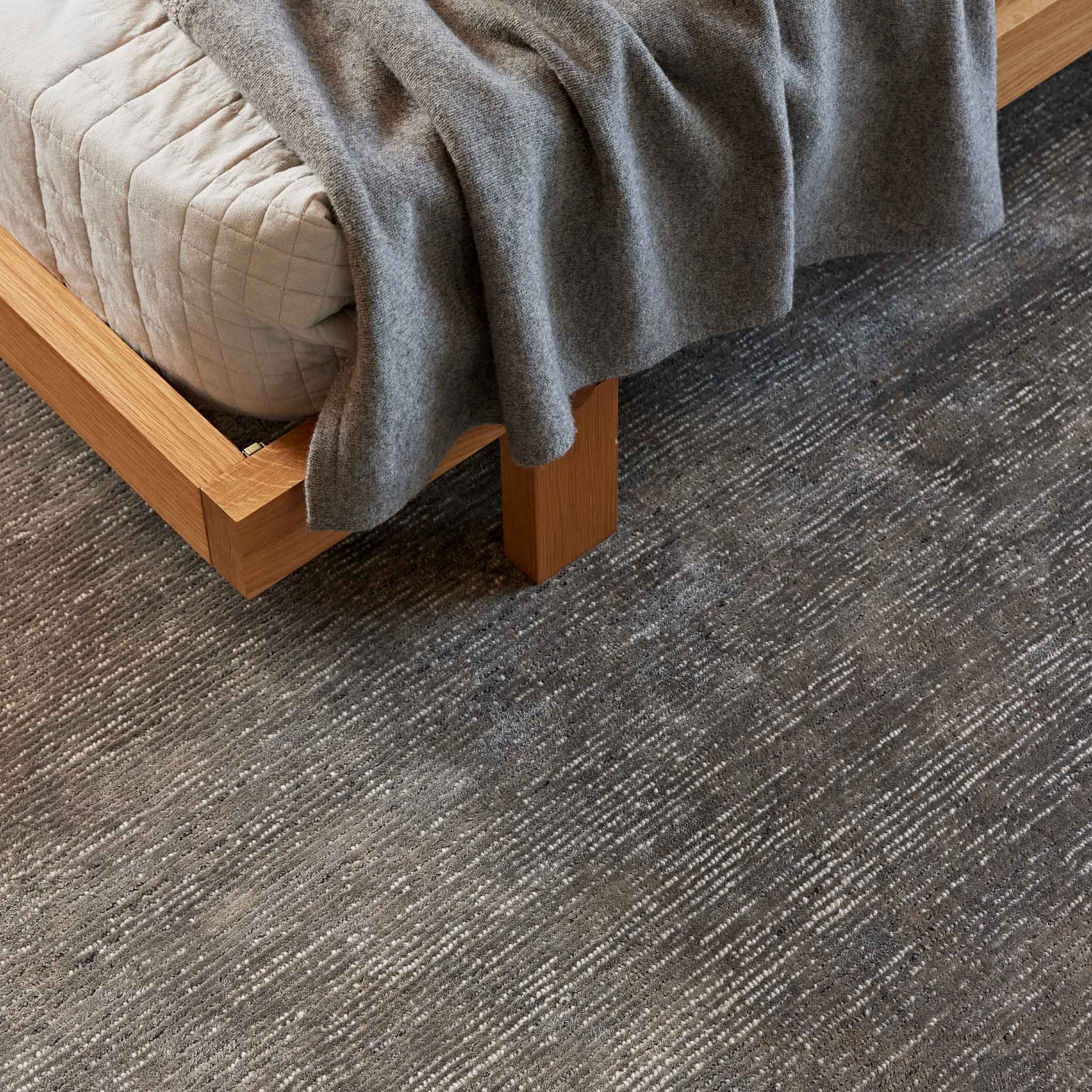 ORA Raised Ombre | Grey - Tappeti Fine Handcrafted Rugs + Carpets