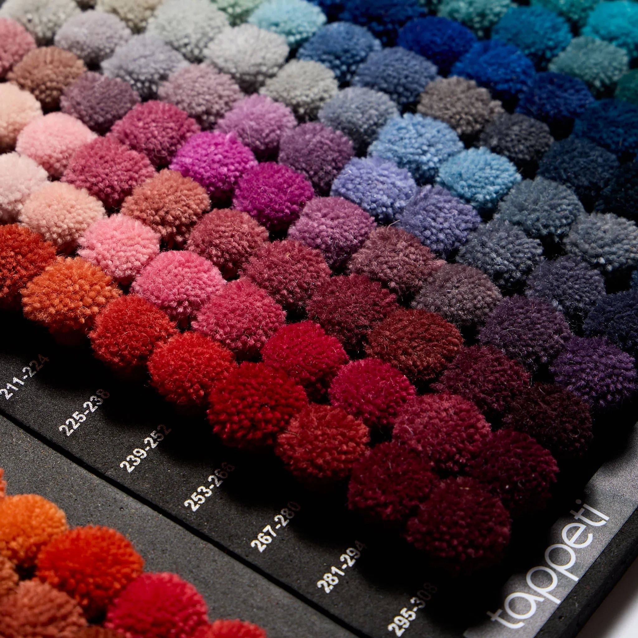 Custom design service – Tappeti Rugs